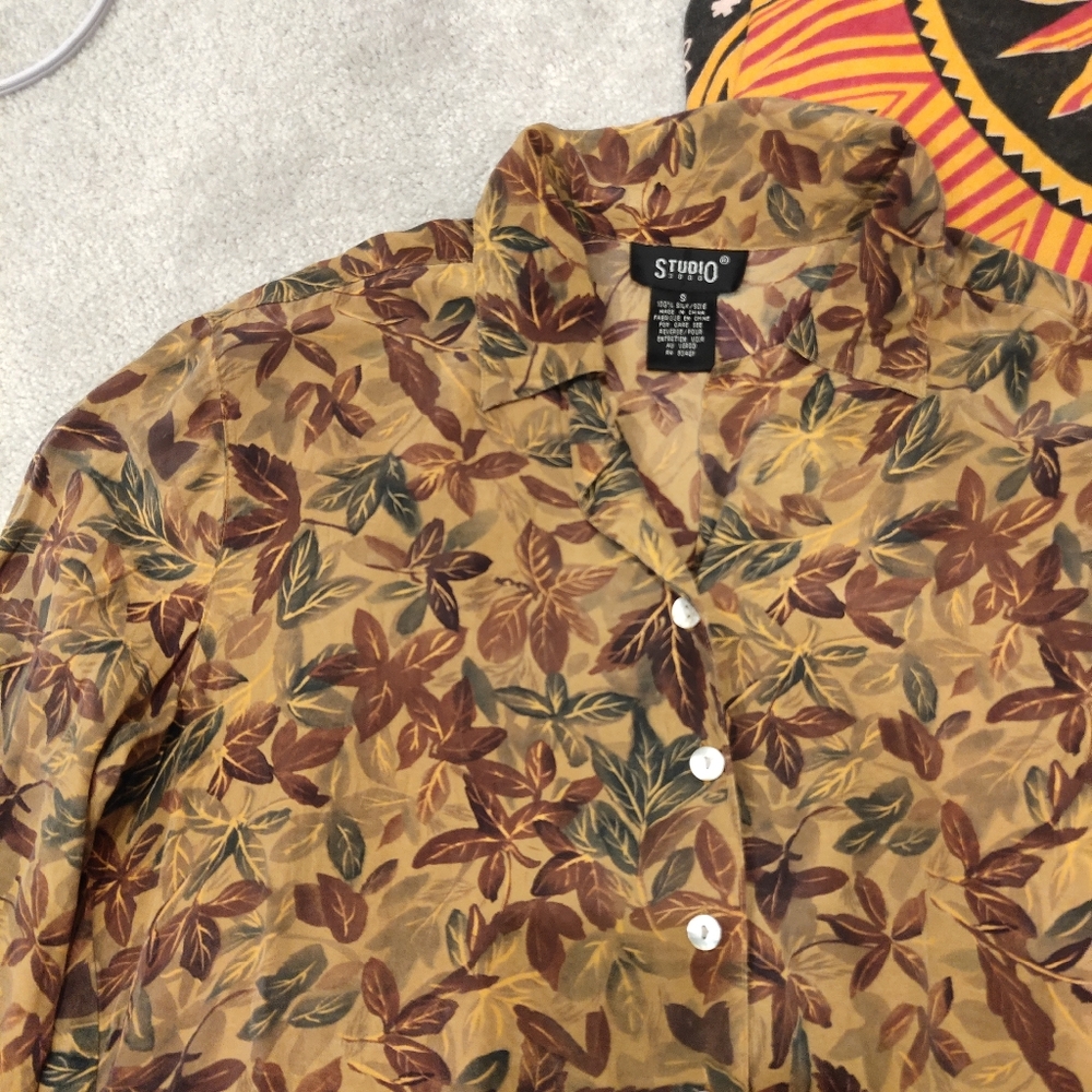 Vintage silk leafy button down shirt